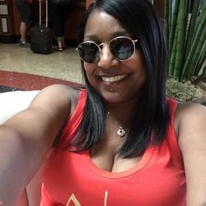 Meet your Posher, Tonya